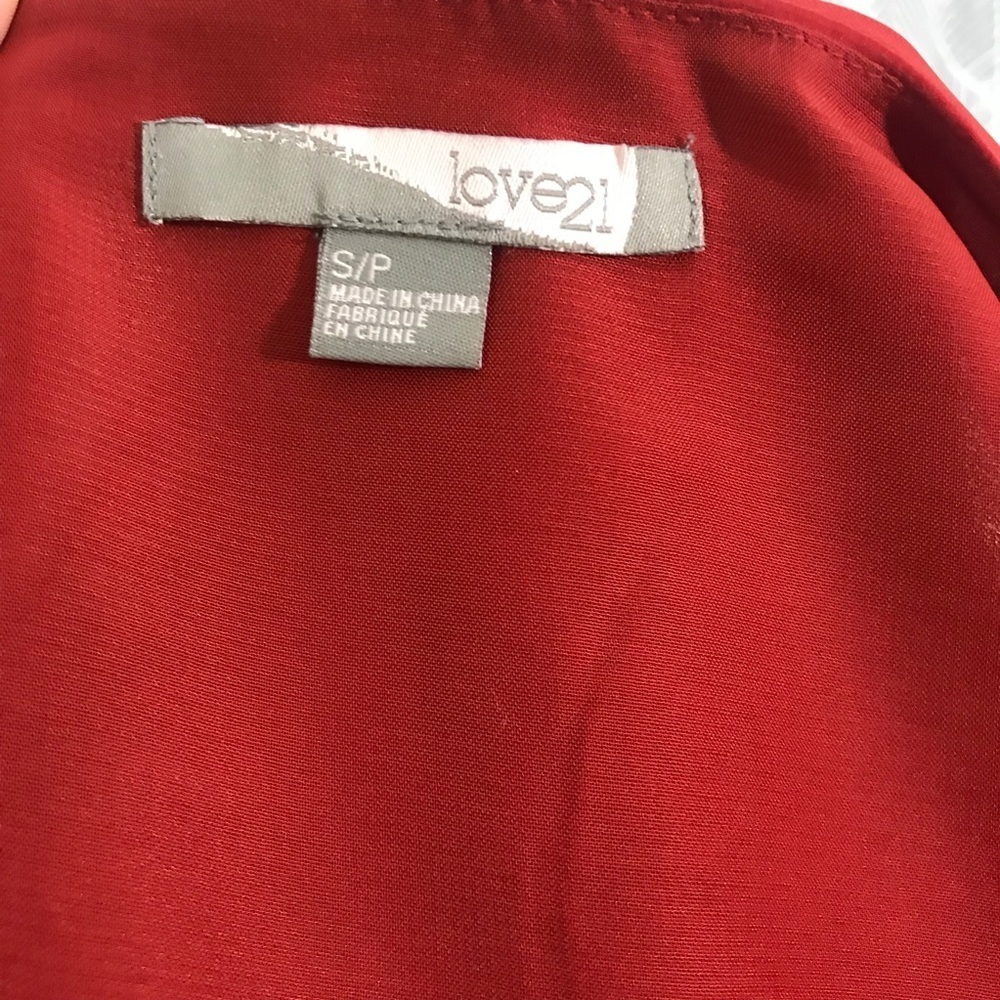 Red Scoop Neck Bell Sleeve Dress - Picture 5 of 6